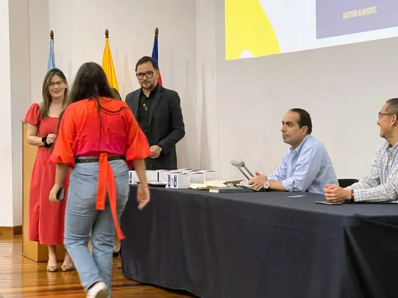 Programa de Derecho brindó acto conmemorativo a estudiantes destacados en las pruebas Saber Pro